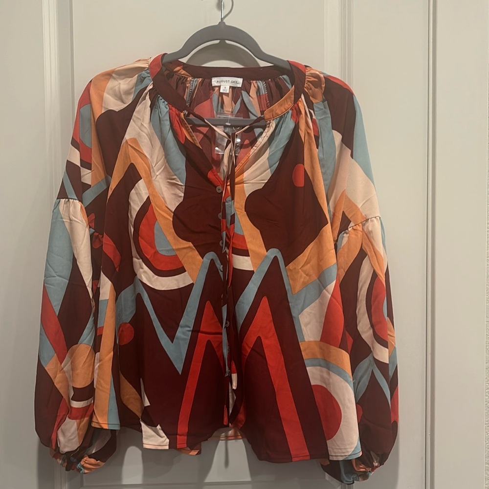 NWOT August Sky Top.   Size Small